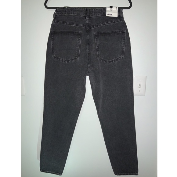 Two-Toned Mom Jeans - Picture 6 of 9